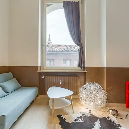 Domus Athesis Al Teatro By Reasy&busy * Vérone