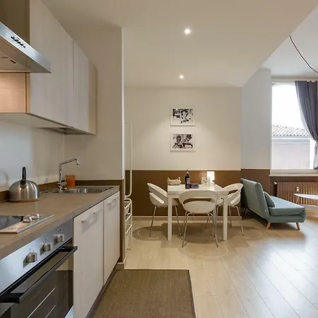 Domus Athesis Al Teatro * Verona